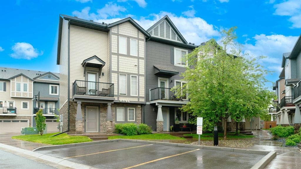 2-bed Townhouse for sale at 340 Legacy Point SE, Calgary