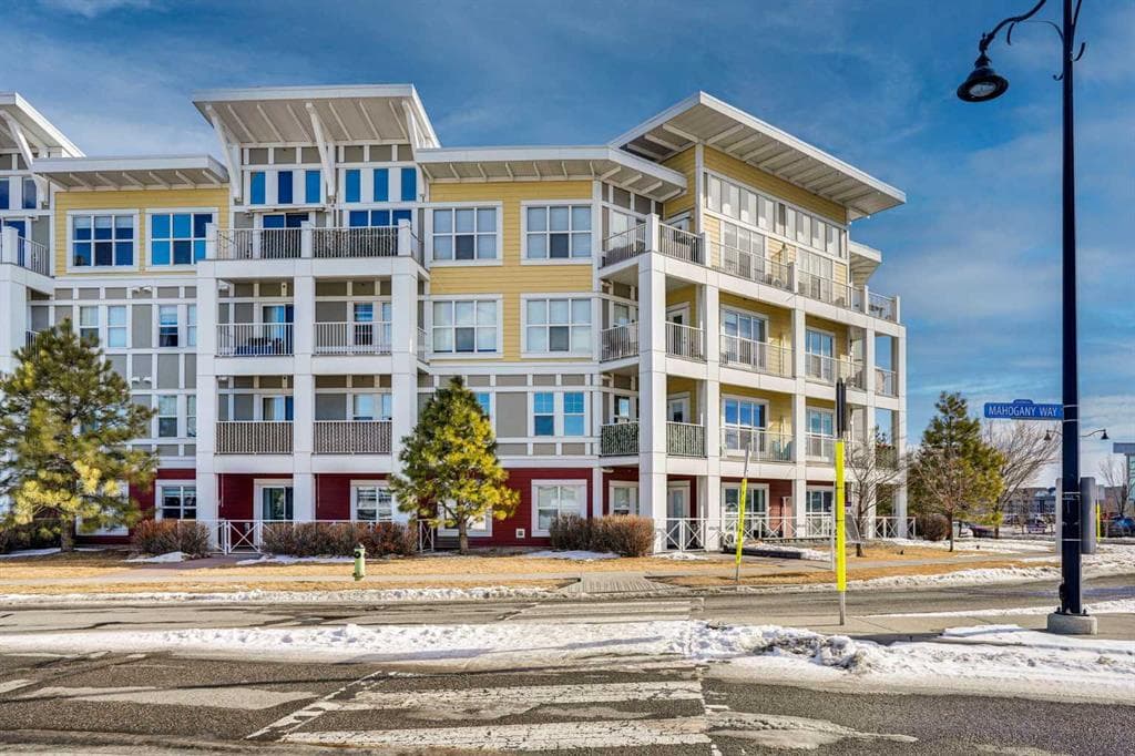 2-bed Apartment for sale at 208, 402 Marquis Lane SE, Calgary