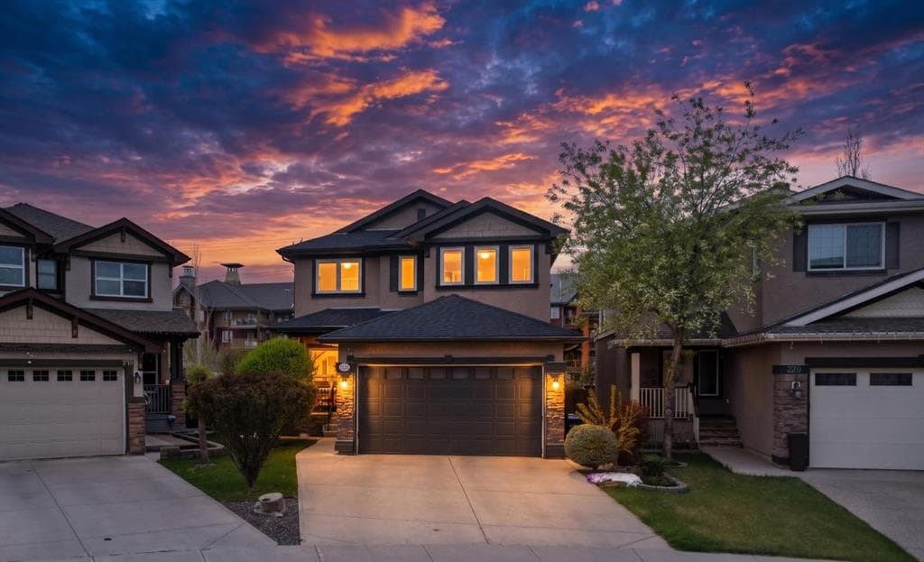 4-bed Detached for sale at 216 Everbrook Way SW, Calgary