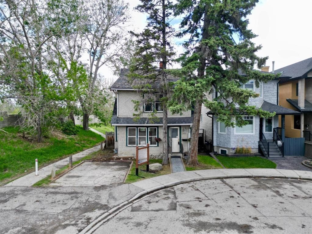 3-bed Detached for sale at 2452 28 Avenue SW, Calgary
