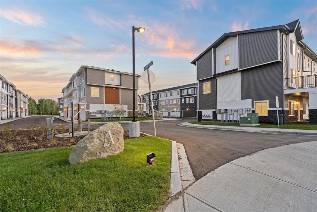 4-bed Townhouse for sale at 452, 141 Prince Court, Rural Rocky View County