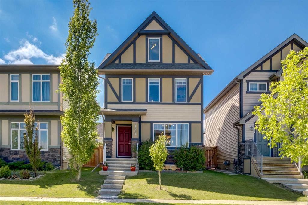 4-bed Detached for sale at 2567 Reunion Square NW, Airdrie