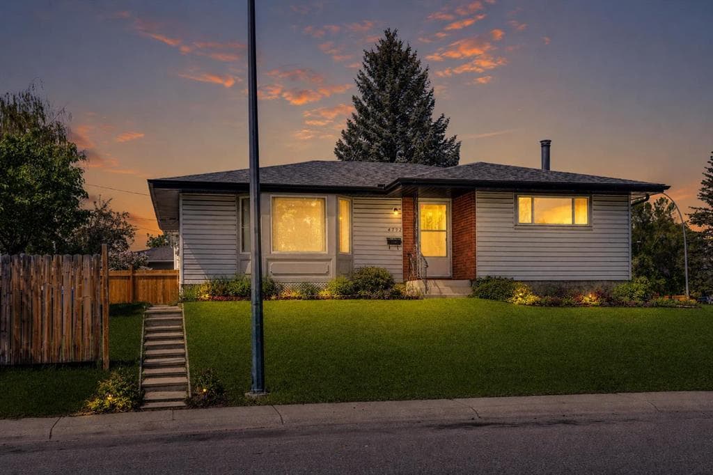 5-bed Detached for sale at 4732 Marbury Place NE, Calgary