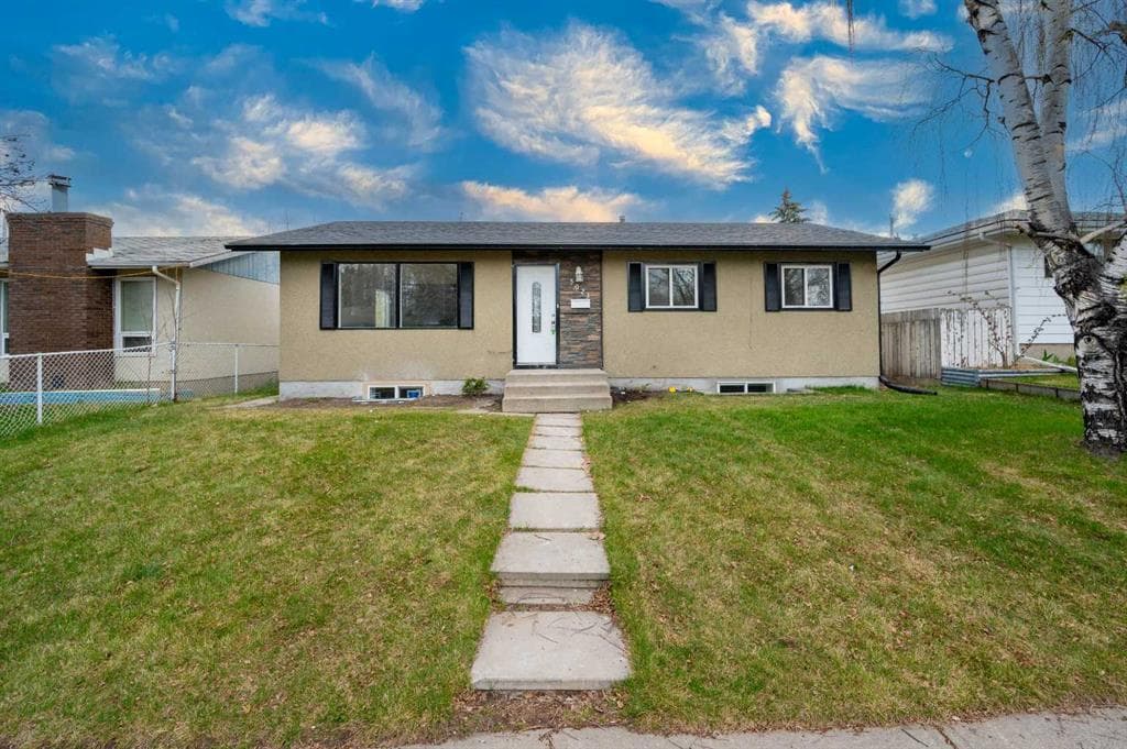 5-bed Detached for sale at 5023 Marlborough Drive NE, Calgary