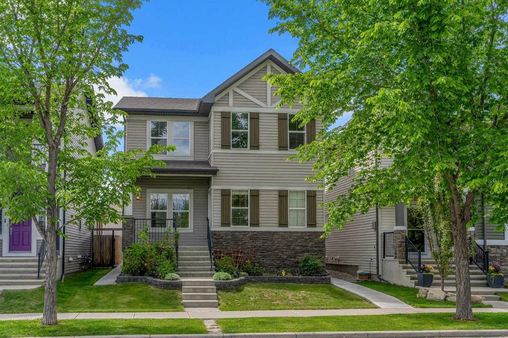 240 Elgin Meadows Way SE — photo 1