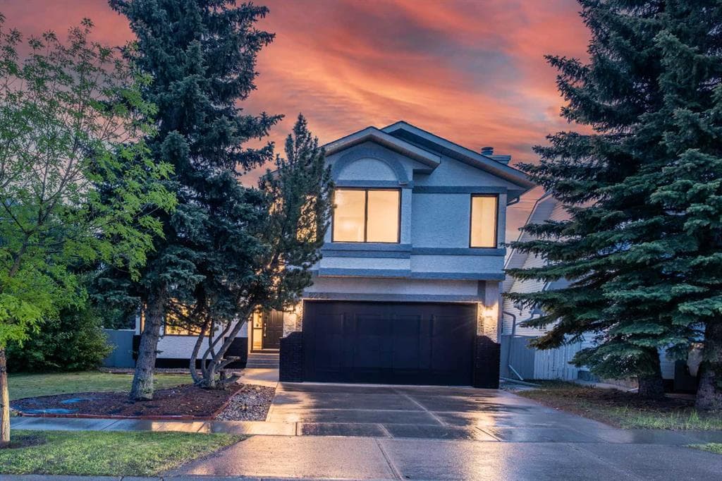 6-bed Detached for sale at 8266 Edgebrook Drive, Calgary