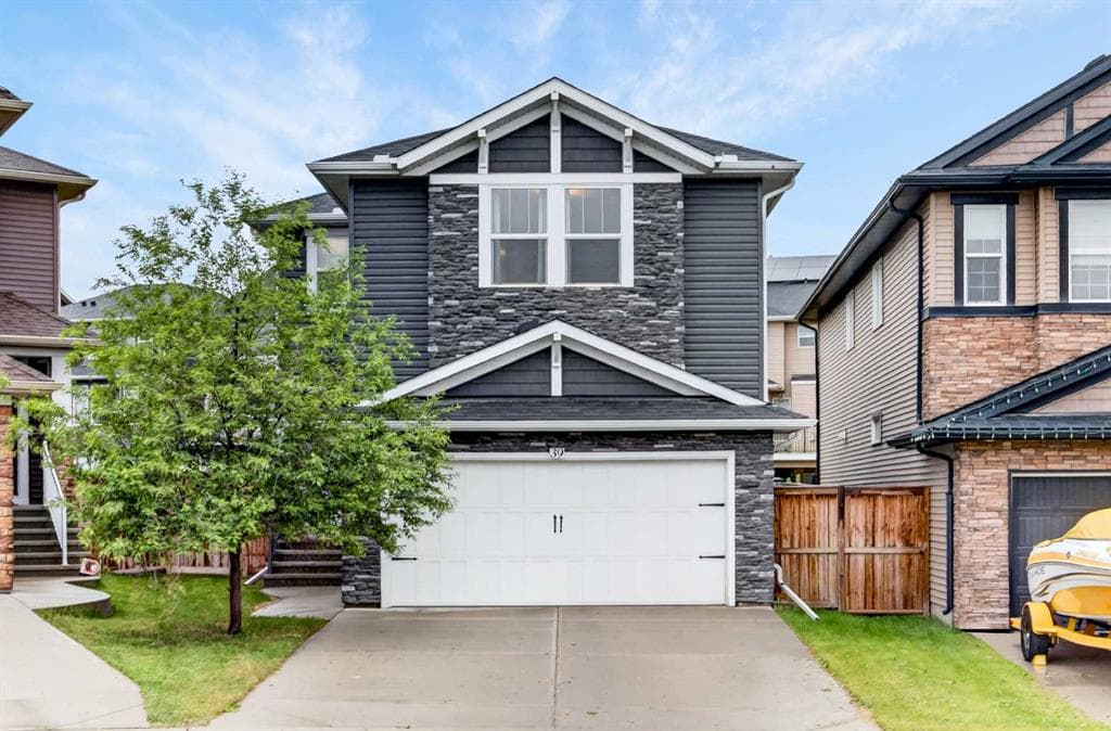 39 Nolanfield Crescent NW — photo 1