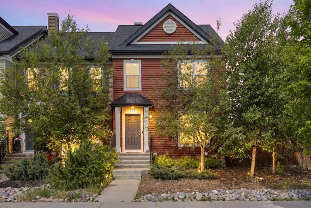 3-bed Townhouse for sale at 362 Legacy Village Way SE, Calgary