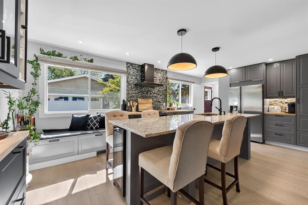 10020 Oakfield Drive SW — photo 1