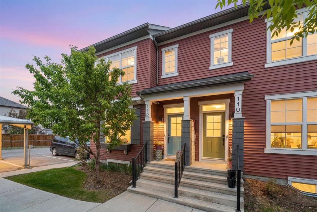 4-bed Townhouse for sale at 112 Silverado Skies Common SW, Calgary