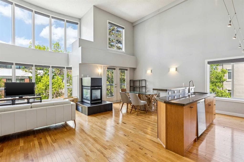 2-bed Apartment for sale at 401, 317 19 Avenue SW, Calgary