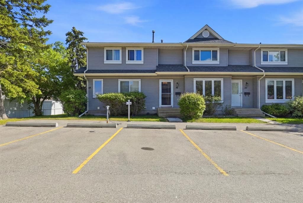 3-bed Townhouse for sale at 46 Falconer Terrace NE, Calgary