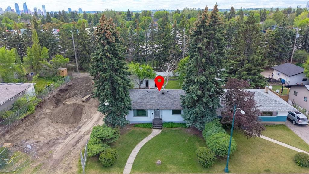 4-bed Detached for sale at 2115 Halifax Crescent NW, Calgary