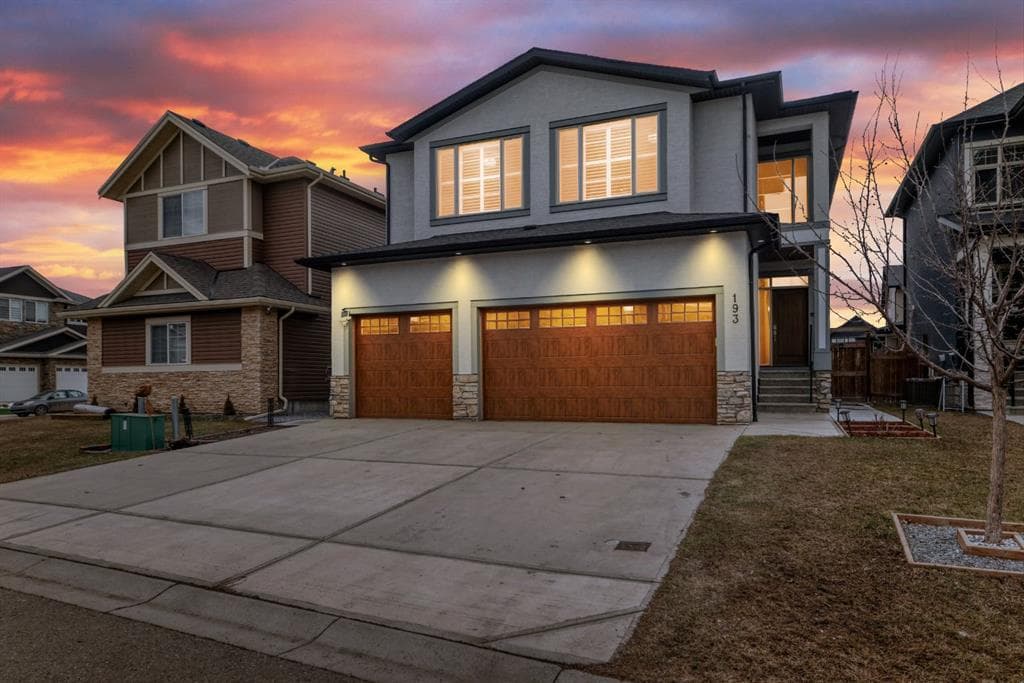 193 Kinniburgh Circle — photo 1