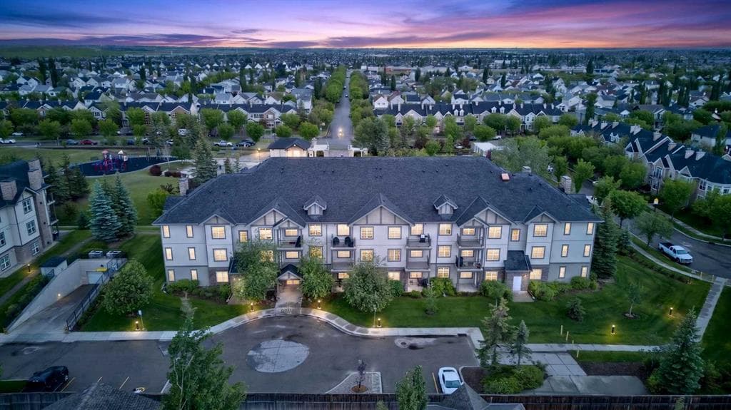 2-bed Apartment for sale at 305, 37 Prestwick Drive SE, Calgary