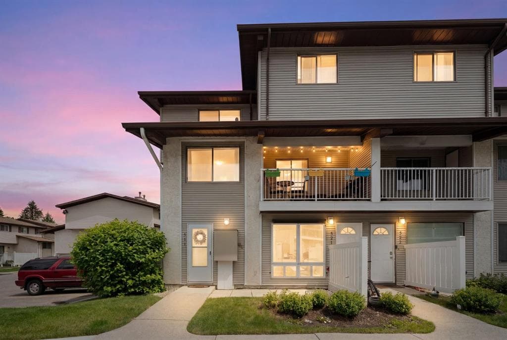 2-bed Townhouse for sale at 511, 200 Brookpark Drive SW, Calgary
