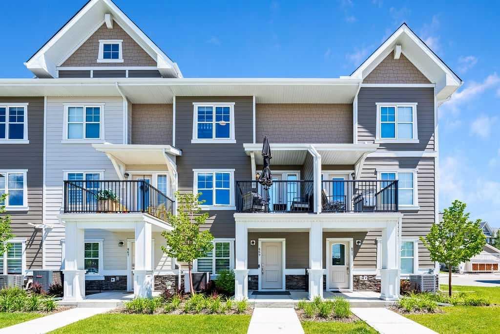 2-bed Townhouse for sale at 869 Cranston Avenue SE, Calgary