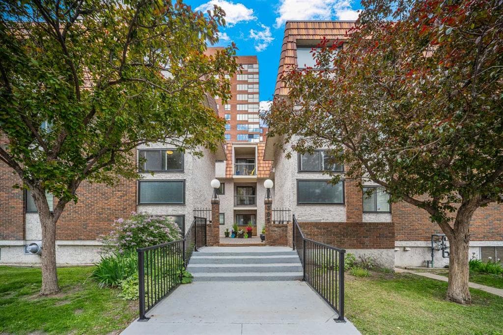 1-bed Apartment for sale at 205, 305 25 Avenue SW, Calgary