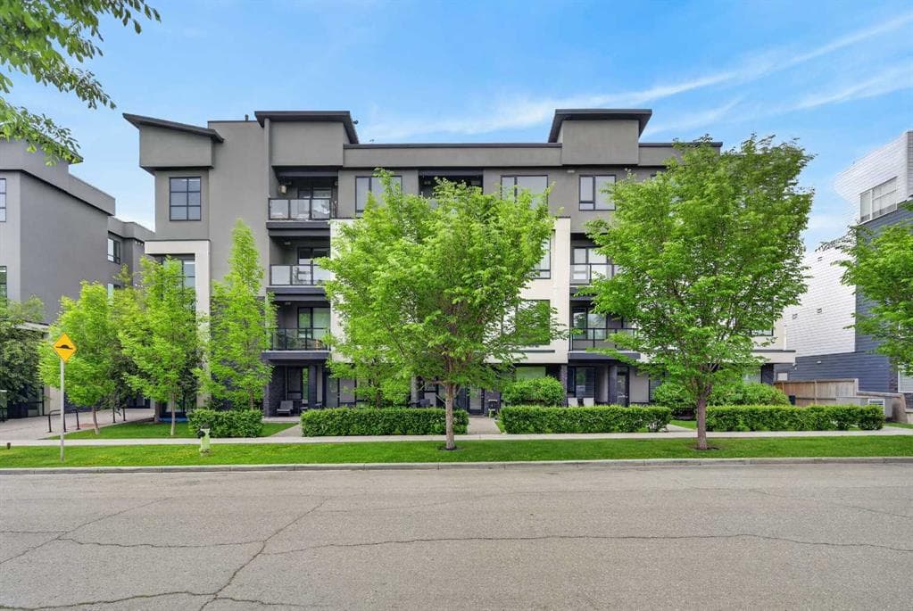 1-bed Apartment for sale at 301, 607 17 Avenue NW, Calgary