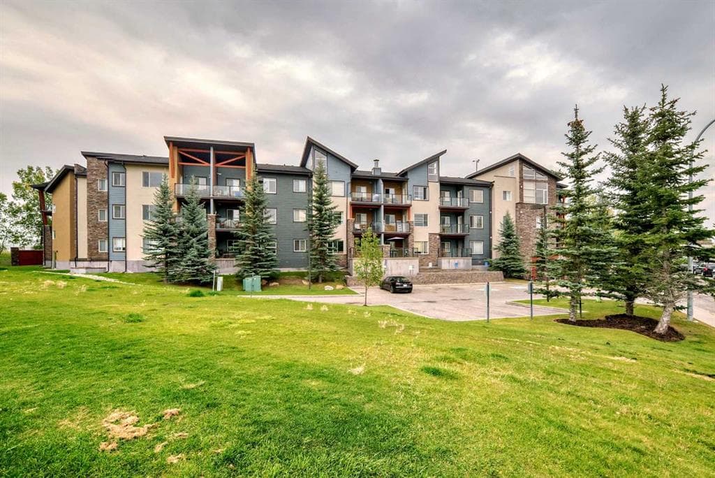 2-bed Apartment for sale at 211, 3950 46 Avenue NW, Calgary