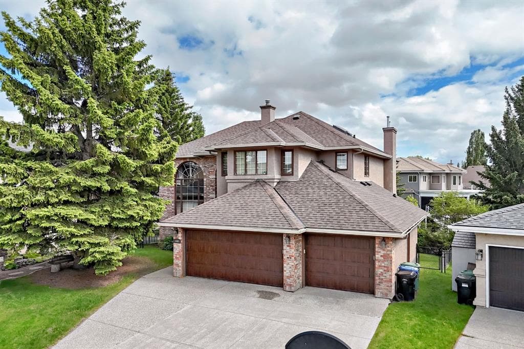 5-bed Detached for sale at 448 Mckenzie Lake Bay SE, Calgary