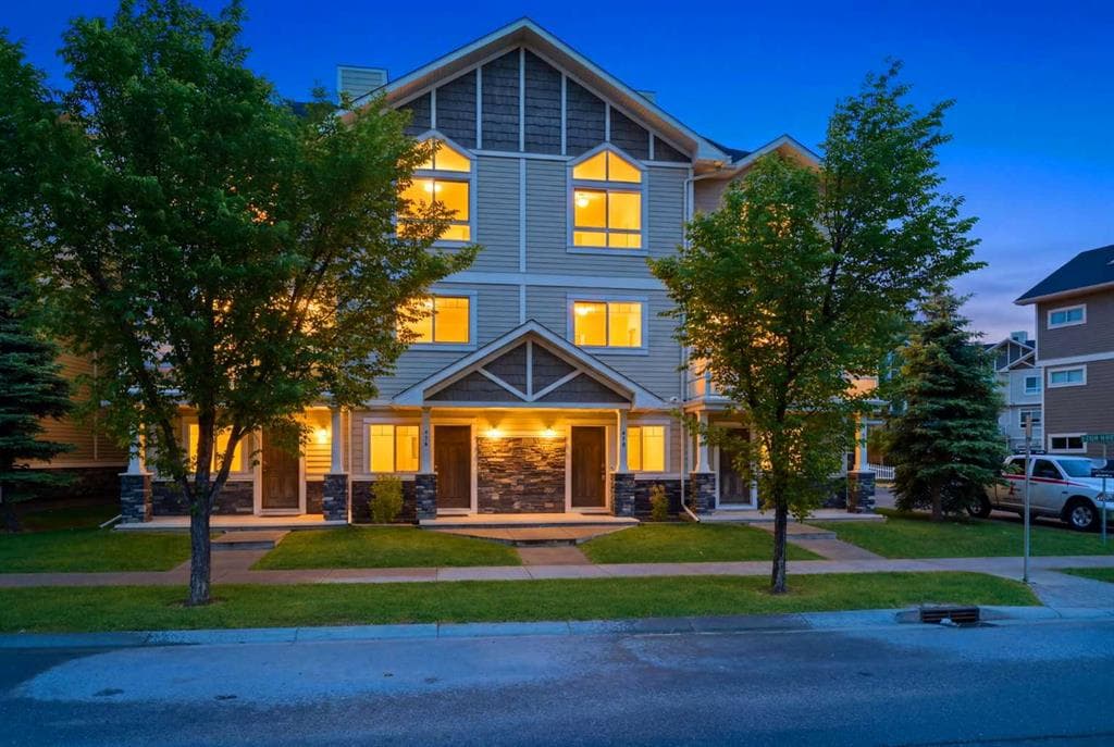 2-bed Townhouse for sale at 116 Skyview Ranch Road NE, Calgary