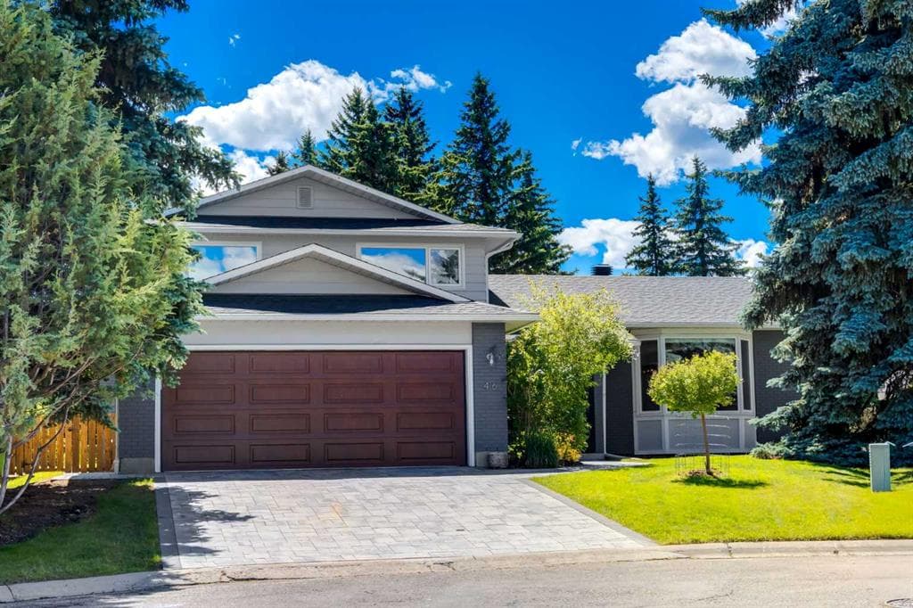 416 Oakhill Place SW — photo 1