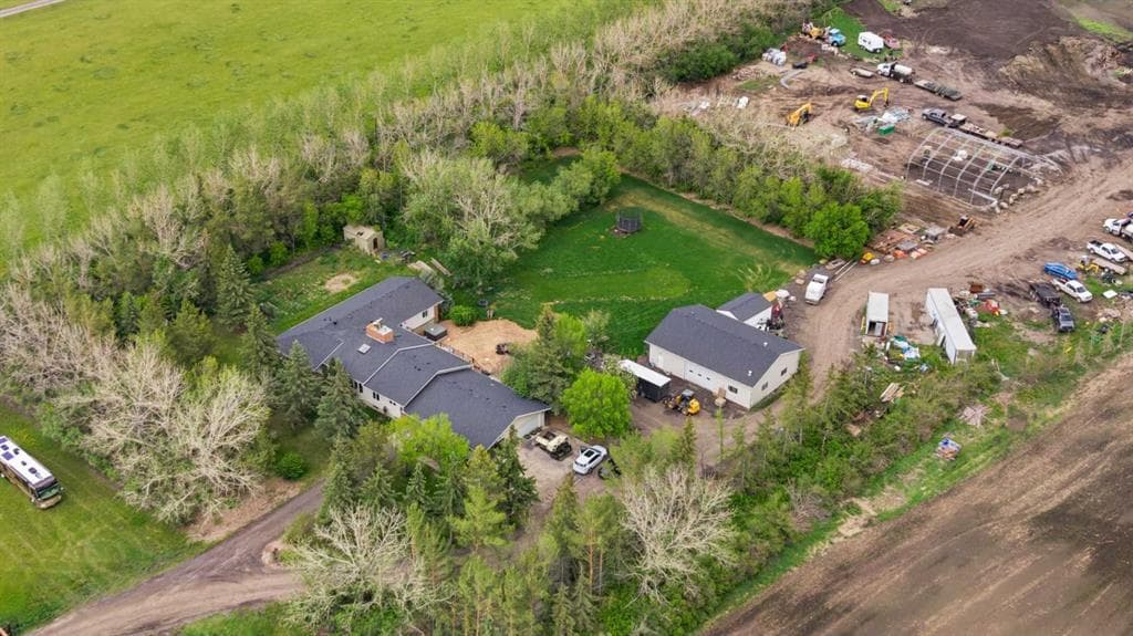 6-bed Detached for sale at 265190 Panorama Road, Balzac