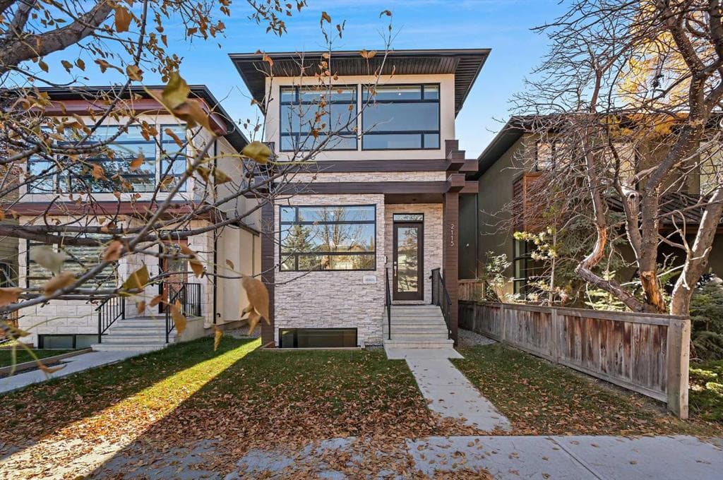 4-bed Detached for sale at 2115 Bowness Road NW, Calgary