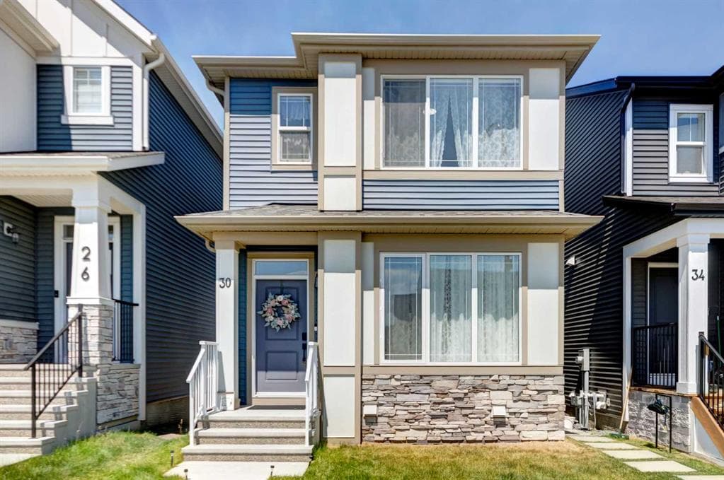 3-bed Detached for sale at 30 Creekside Manor SW, Calgary