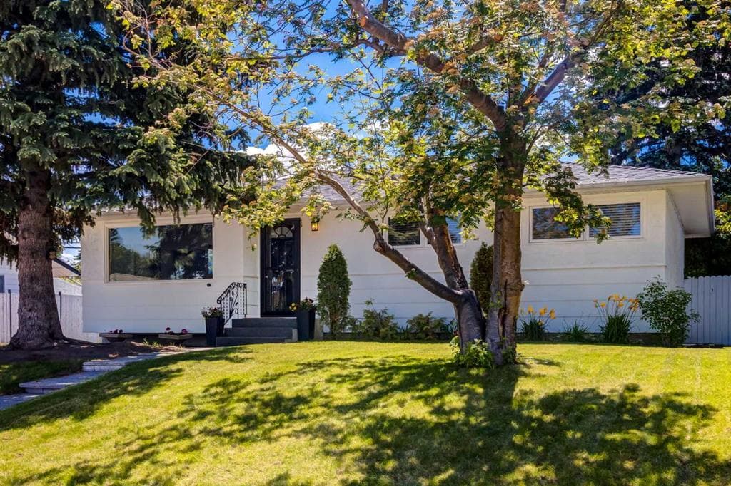 4-bed Detached for sale at 9559 Assiniboine Road SE, Calgary