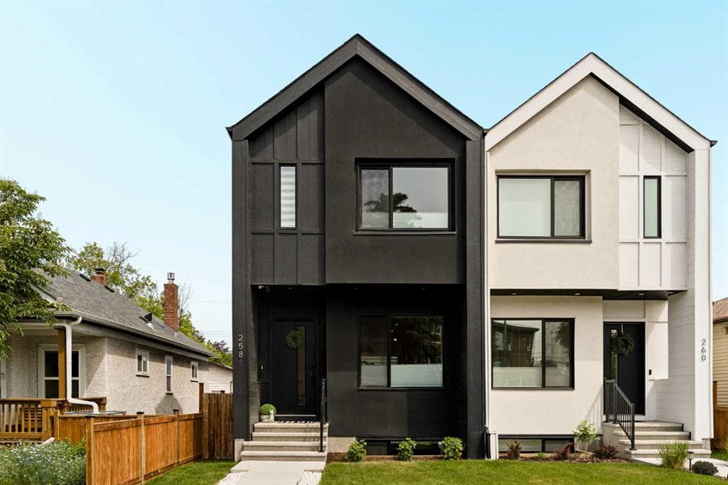 4-bed Semi-detached for sale at 258 17 Avenue NE, Calgary