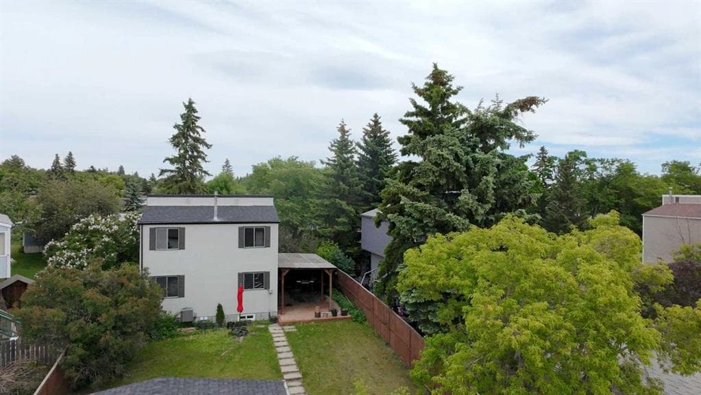 3052 32A Avenue SE — photo 1