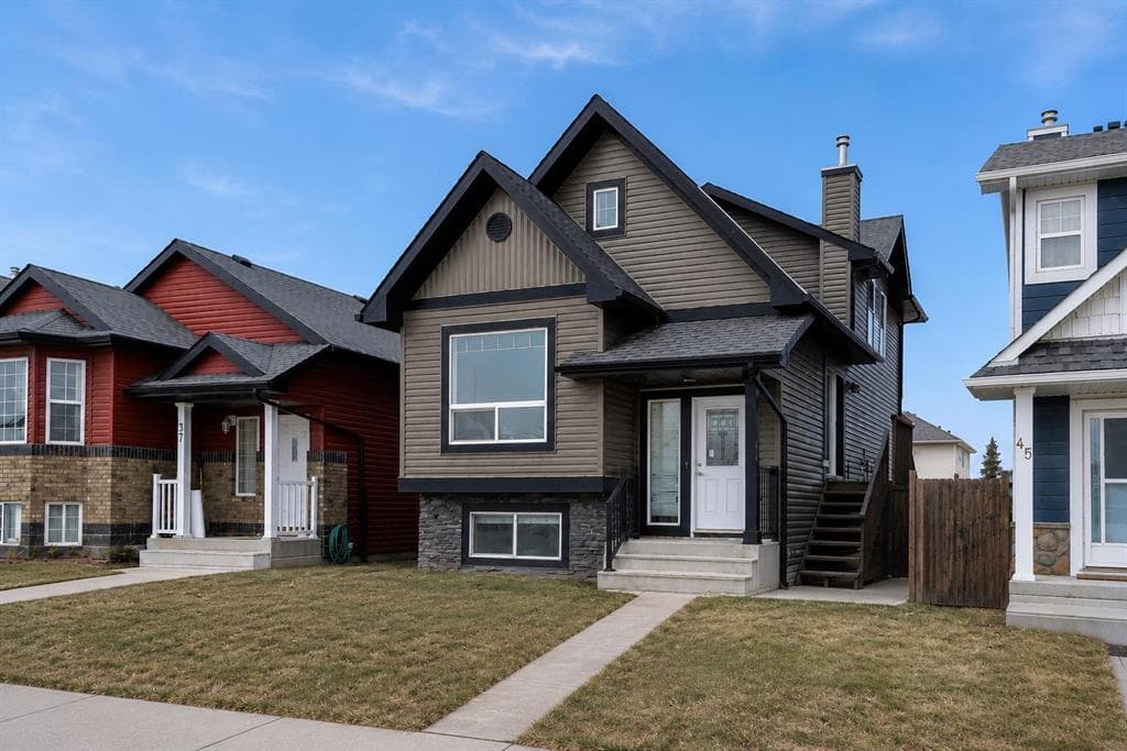 5-bed Detached for sale at 41 Saddlefield Drive NE, Calgary