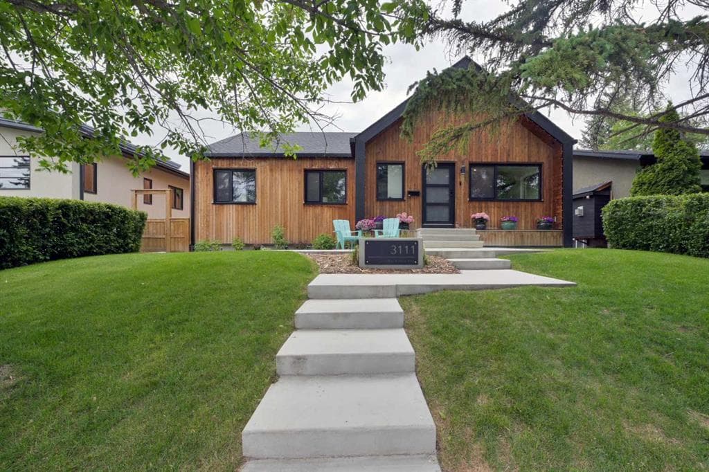 5-bed Detached for sale at 3111 Leduc Crescent SW, Calgary