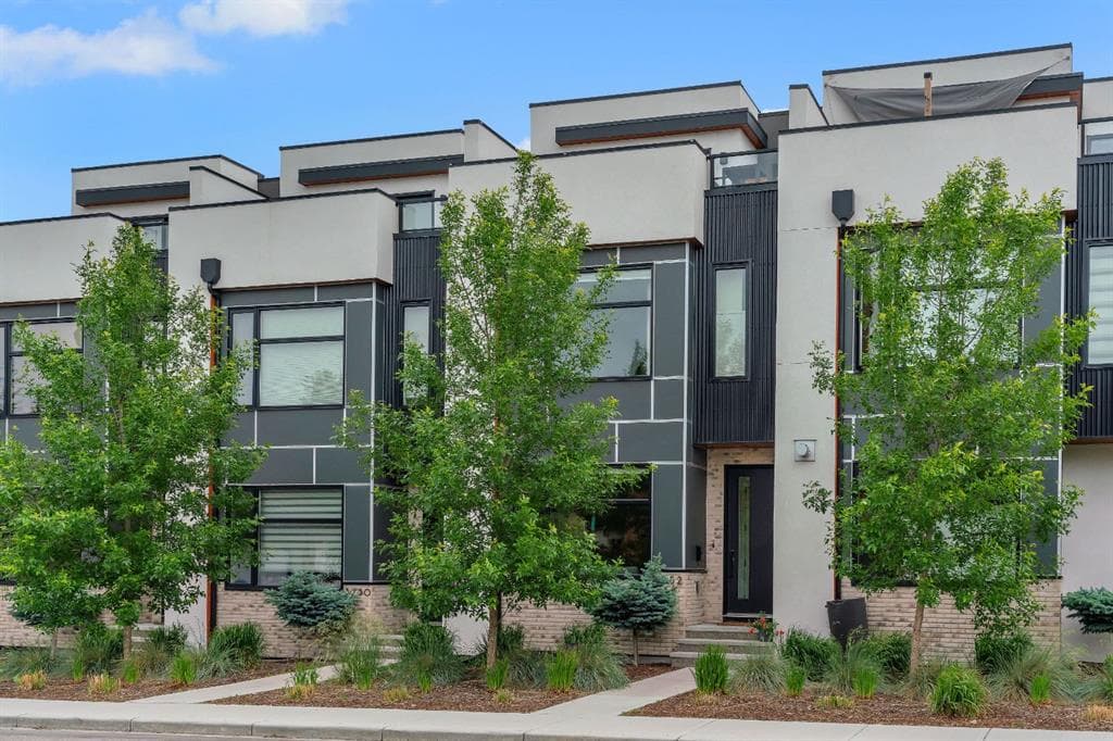3-bed Townhouse for sale at 3252 18 Street SW, Calgary