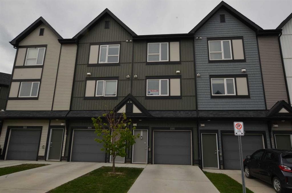 2-bed Townhouse for sale at 106, 16 Evanscrest Park NW, Calgary