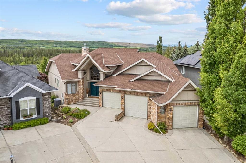 13 Discovery Rise SW — photo 1