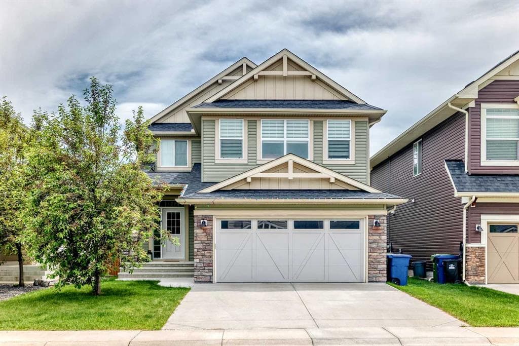 133 Baywater Way SW — photo 1