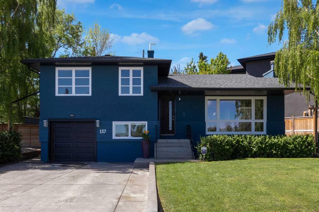 157 Wildwood Drive SW — photo 1