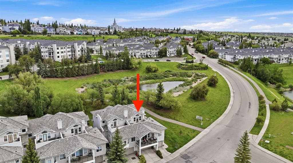 3-bed Townhouse for sale at 406 Rocky Vista Gardens NW, Calgary