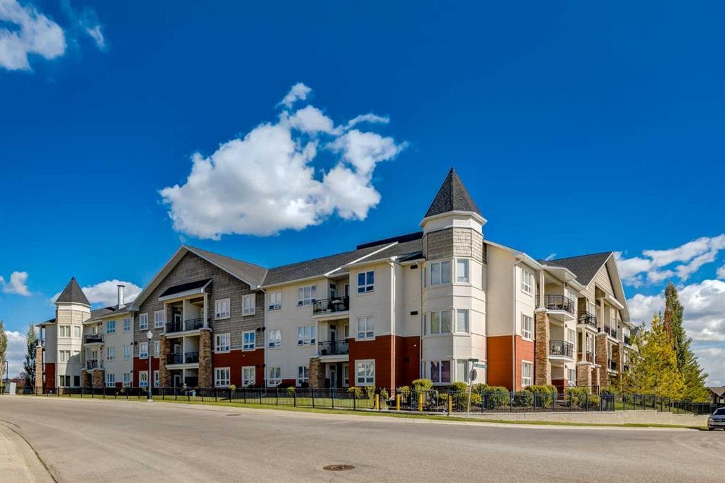 1-bed Apartment for sale at 544, 26 Val Gardena View SW, Calgary