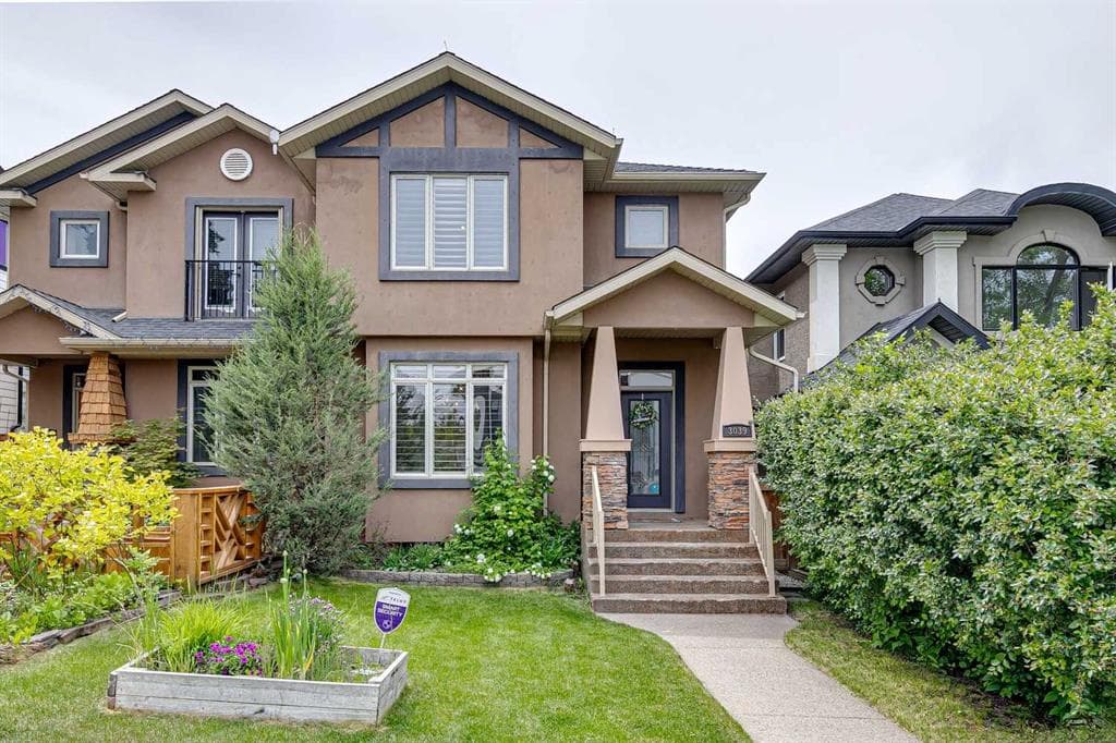 4-bed Semi-detached for sale at 3039 27 Street SW, Calgary