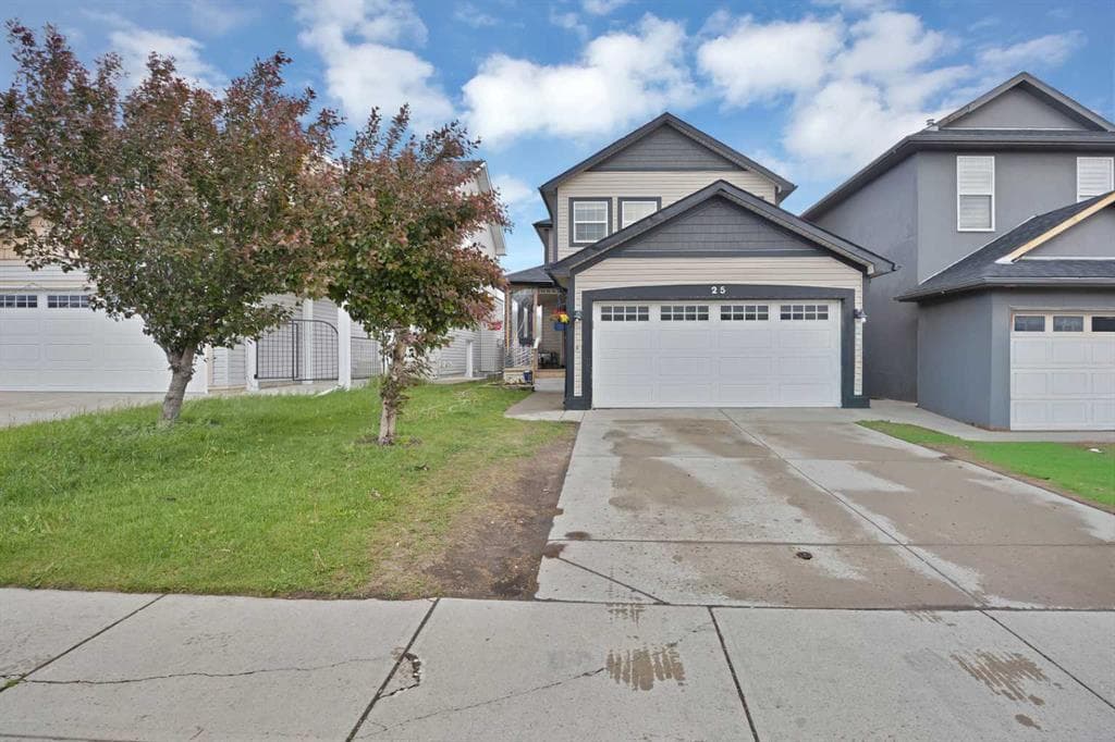 5-bed Detached for sale at 25 Martha's Meadow Place NE, Calgary