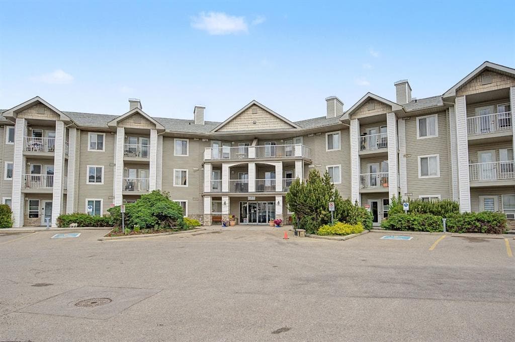 1-bed Apartment for sale at 3129, 6818 Pinecliff Grove NE, Calgary
