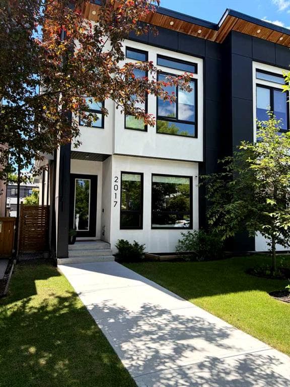 4-bed Semi-detached for sale at 2017 42 Avenue SW, Calgary