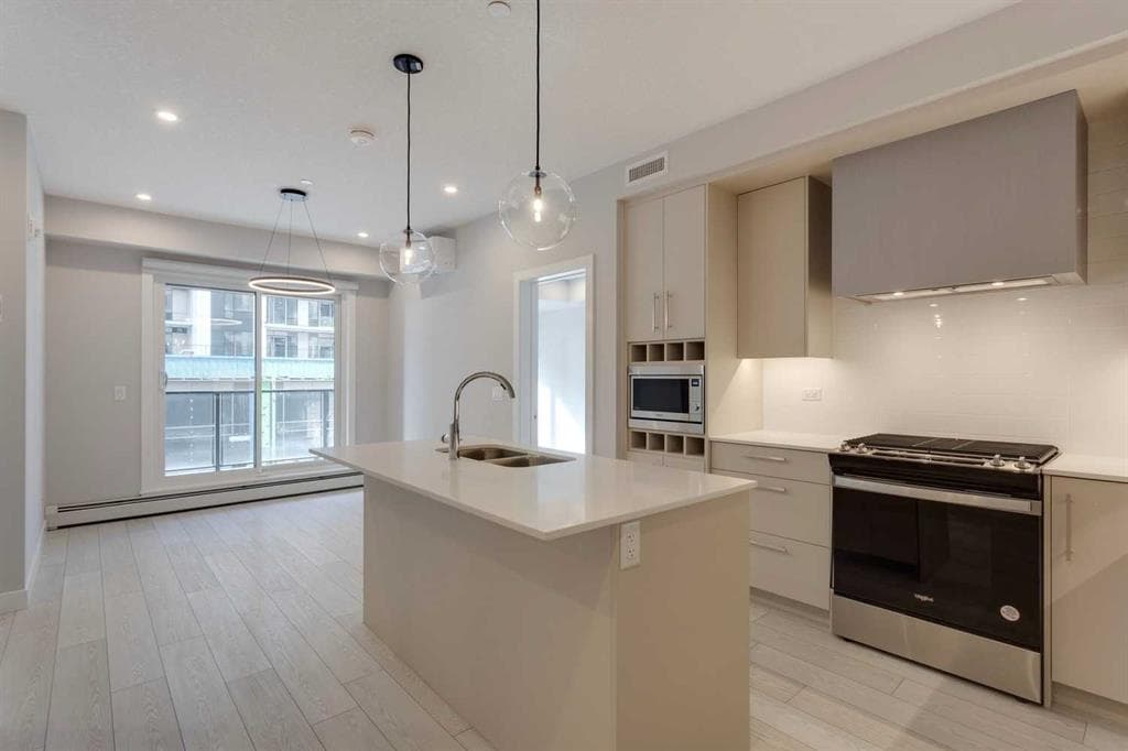 2-bed Apartment for sale at 206, 8370 Broadcast Avenue SW, Calgary