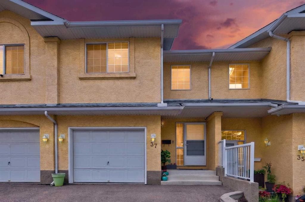 2-bed Townhouse for sale at 37 Beddington Gardens NE, Calgary