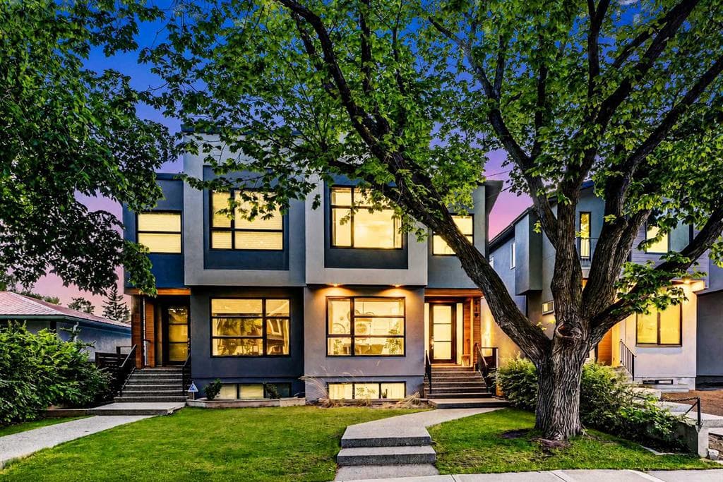 619 36 Street SW — photo 1