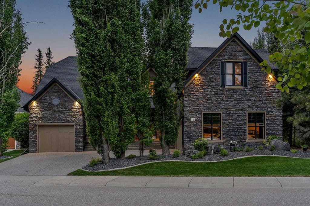4-bed Detached for sale at 15 Discovery Valley Cove SW, Calgary